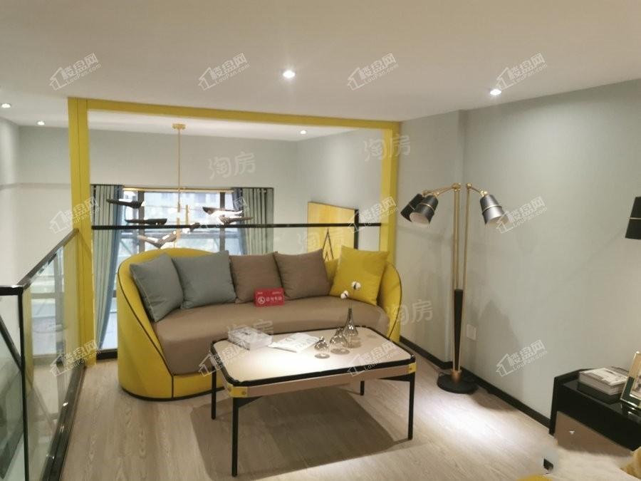 金地源青年城样板间