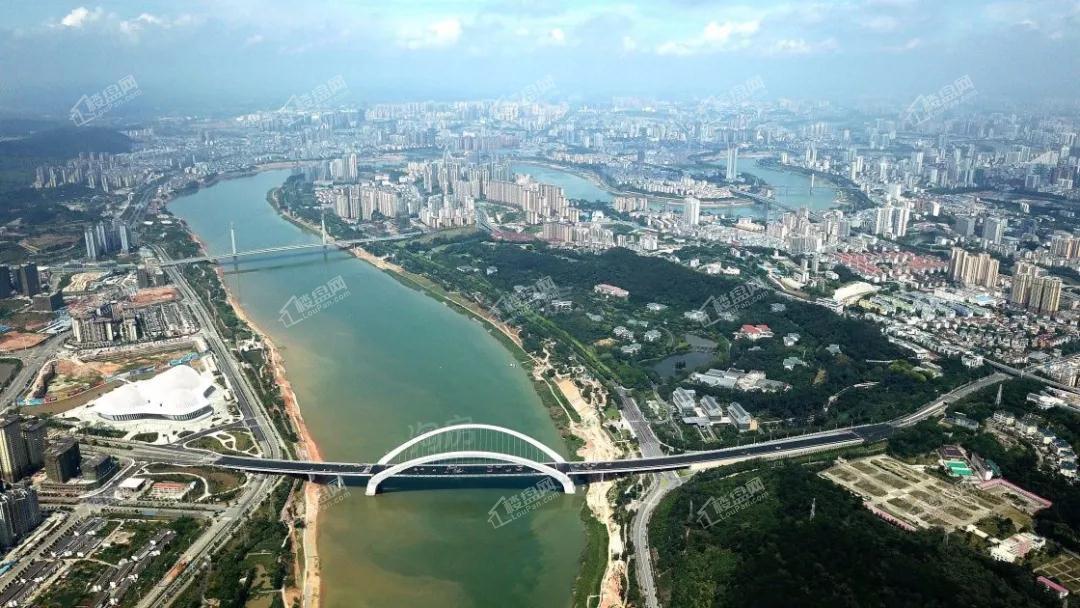 中南春风南岸实景图