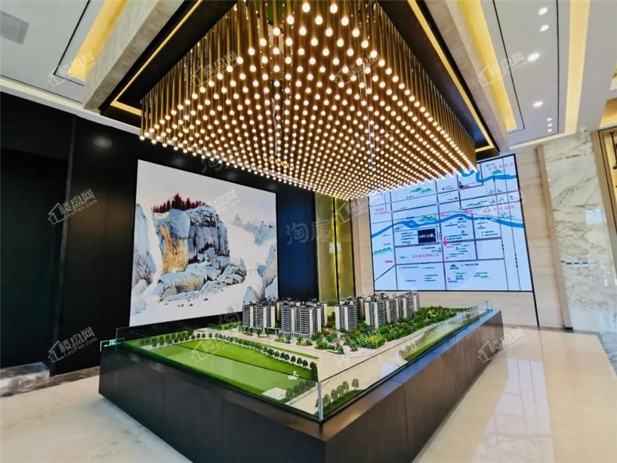 山湖海上城实景图
