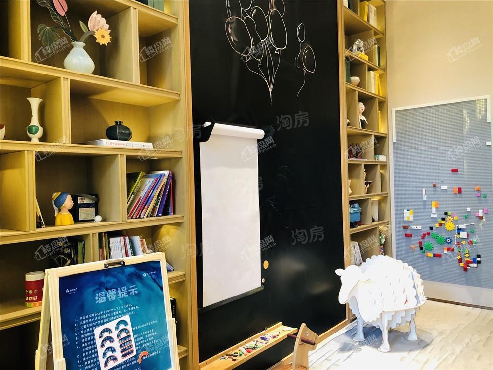 远洋·万和四季实景图