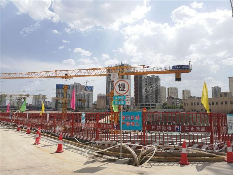 太原吾悦广场实景图