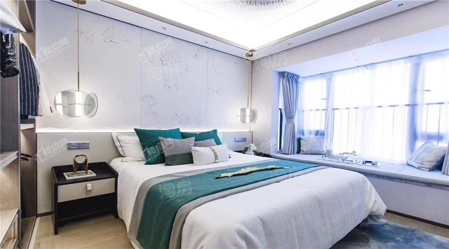 龙湖春江天越样板间