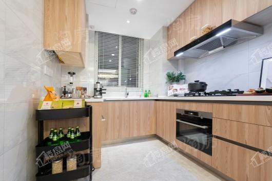 汇成南街里样板间