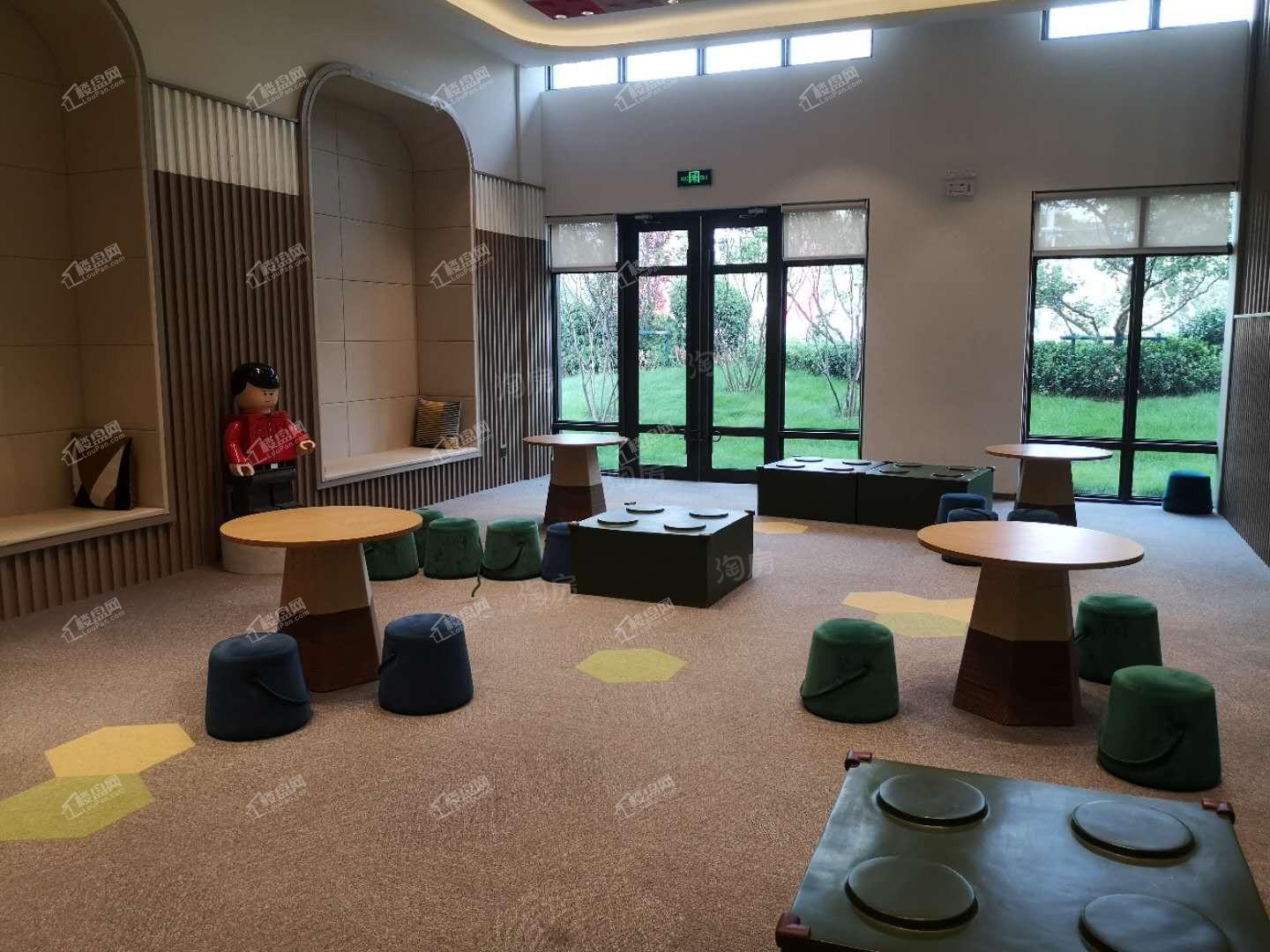 保利滨河上院实景图