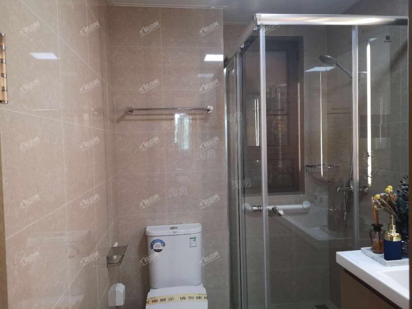 保利滨河上院样板间