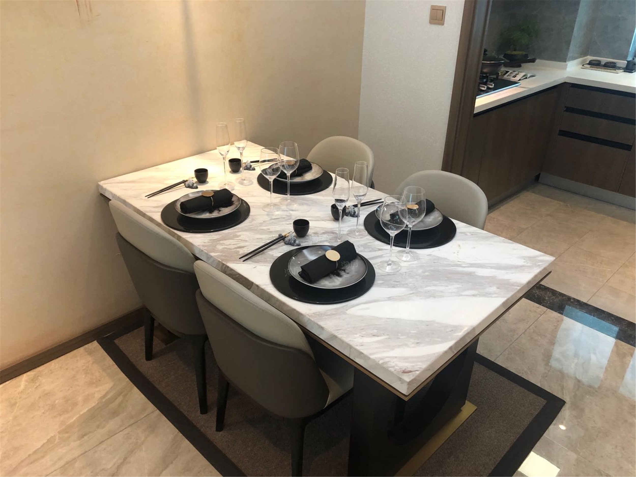 阳光城·并州府样板间