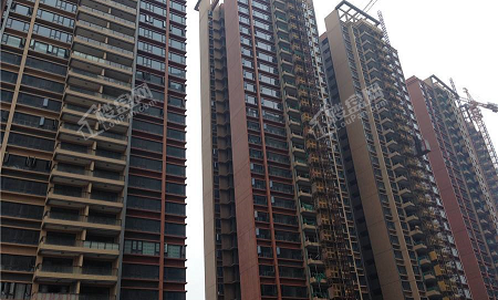 新鸿基泷景实景图