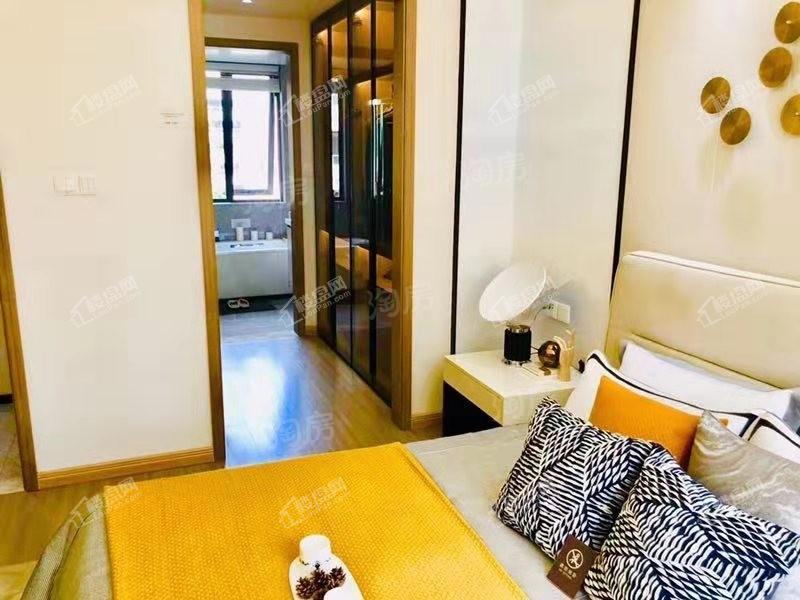 华润万橡府样板间