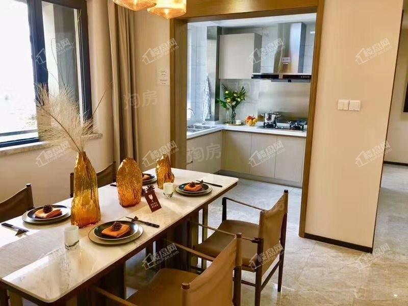 华润万橡府样板间