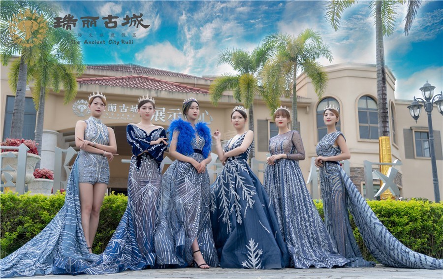 瑞丽古城实景图