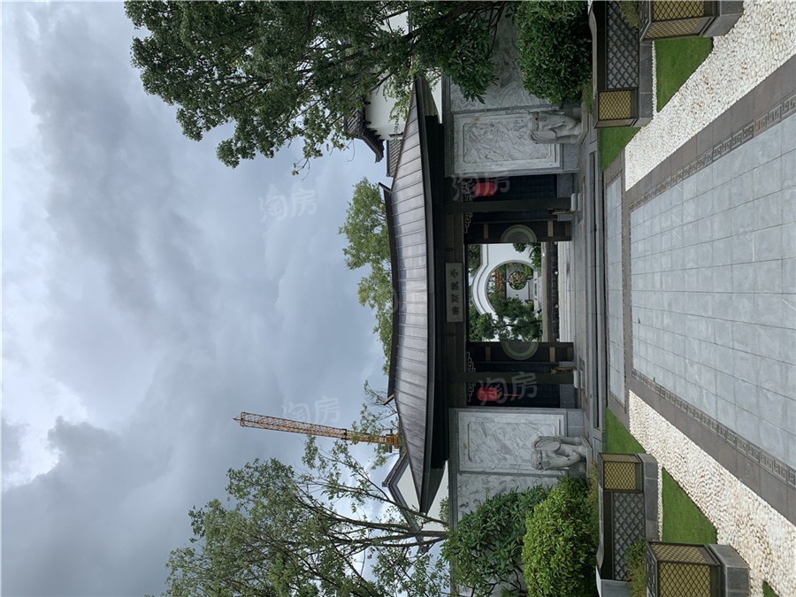 瑞丽古城实景图