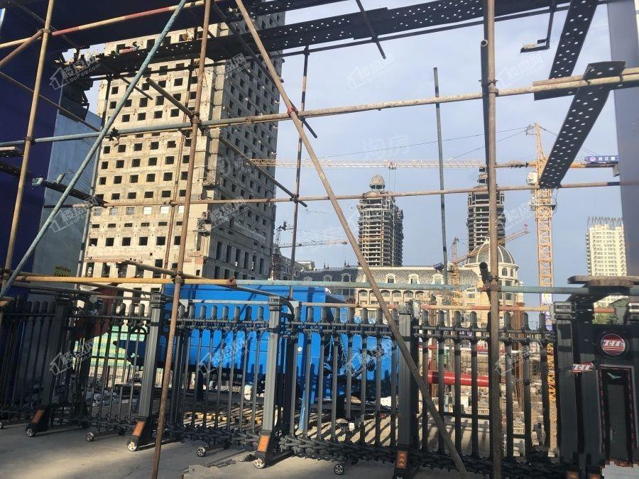 龙创·新世纪实景图