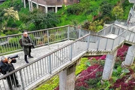 和泓渝中界实景图
