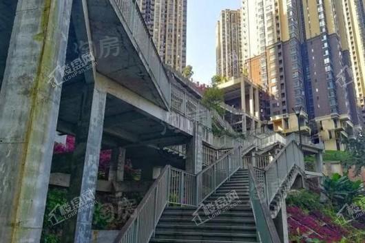 和泓渝中界实景图