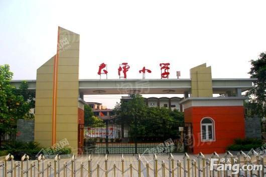 和泓渝中界配套图