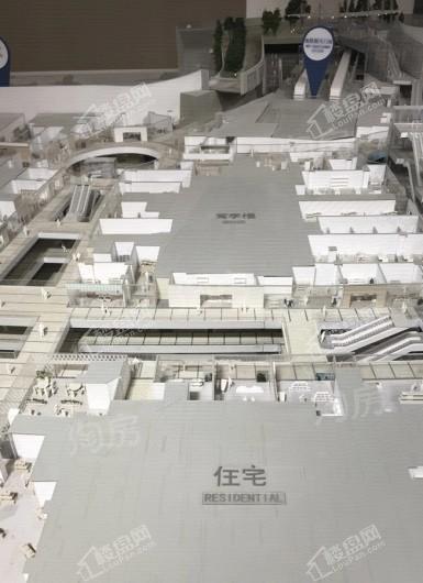重庆来福士办公楼实景图