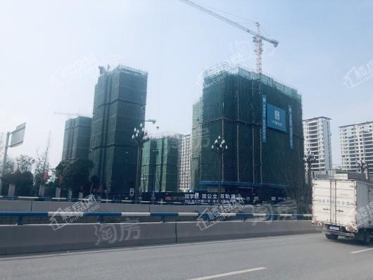 中粮·中央公园祥云实景图