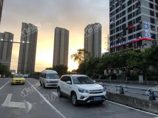 中梁百悦汇实景图