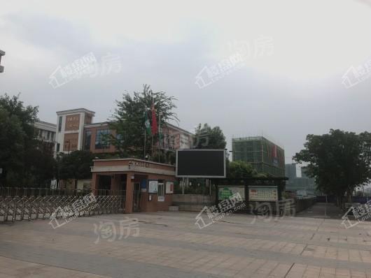 天地源水墨江山实景图