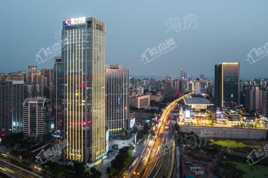 恒大中渝广场实景图