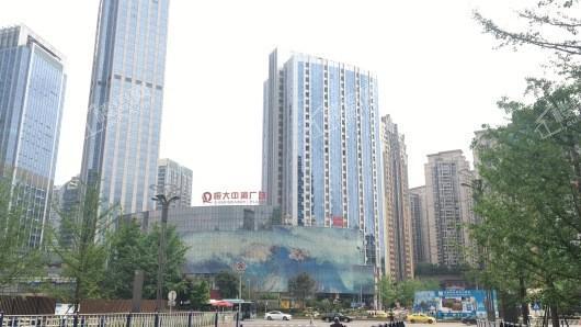 恒大中渝广场实景图