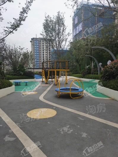 观山御璟实景图
