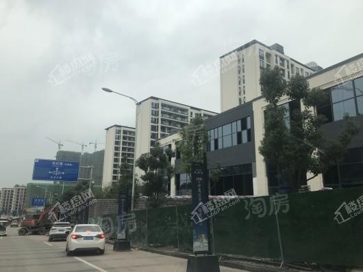 首创·禧瑞山河实景图