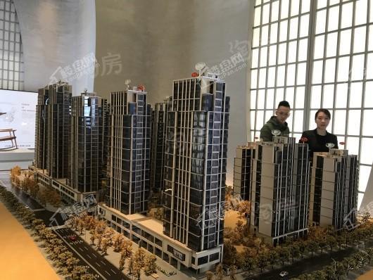 万科翡翠公园实景图