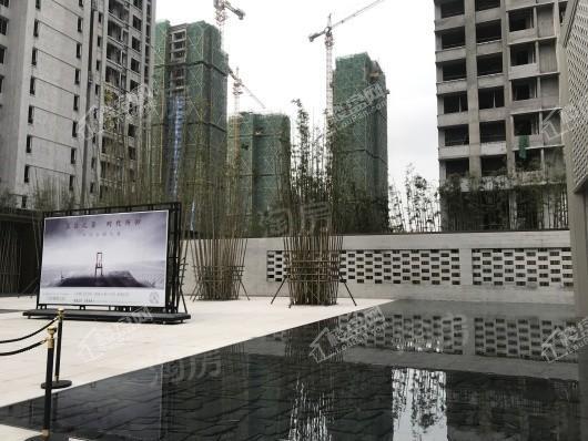 万科翡翠公园实景图