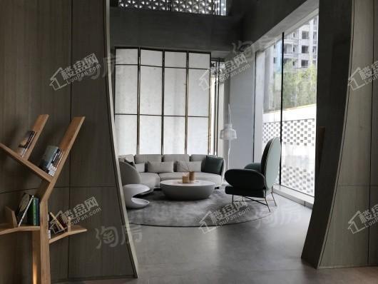 万科翡翠公园实景图
