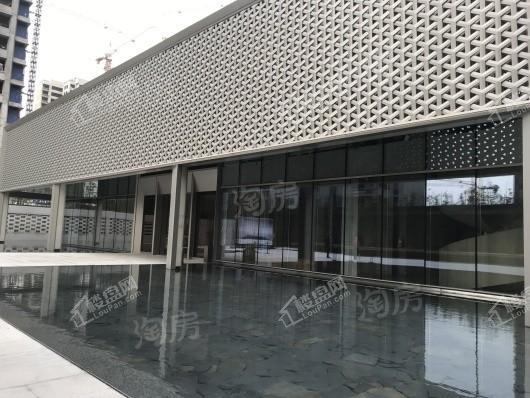 万科翡翠公园实景图