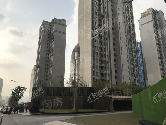 万科翡翠公园实景图