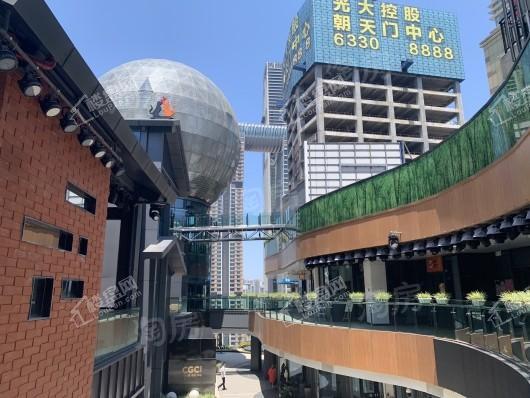 光大控股朝天门中心实景图
