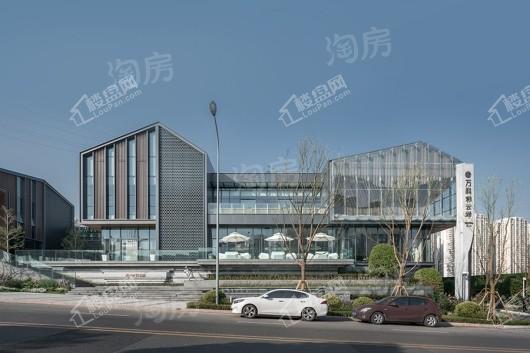 万科彩云湖实景图