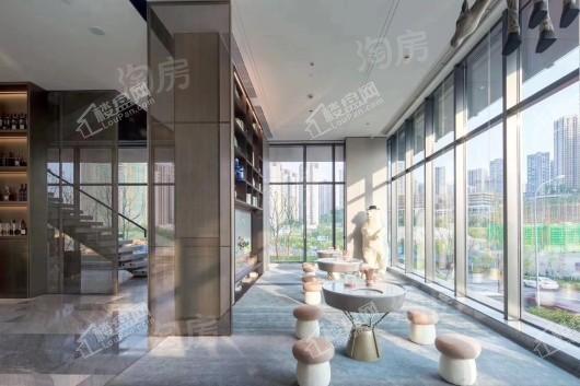 万科彩云湖实景图