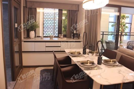 万科彩云湖样板间