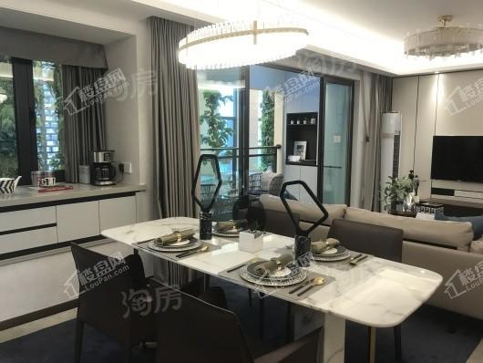 万科彩云湖样板间