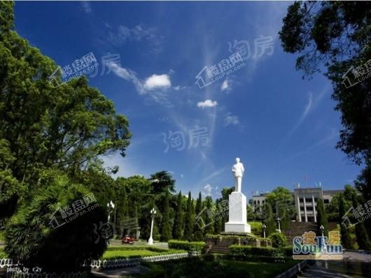 鲁商云山雅筑配套图