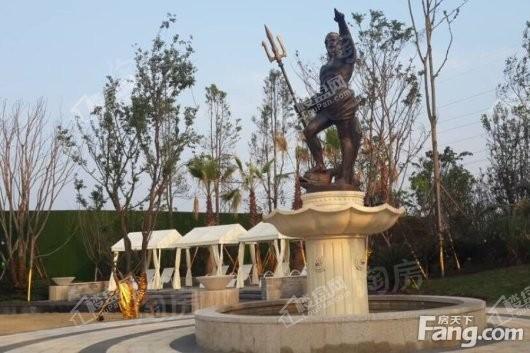 融创春晖十里商铺实景图