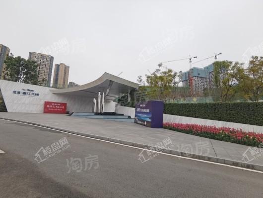 龙湖春江天镜实景图