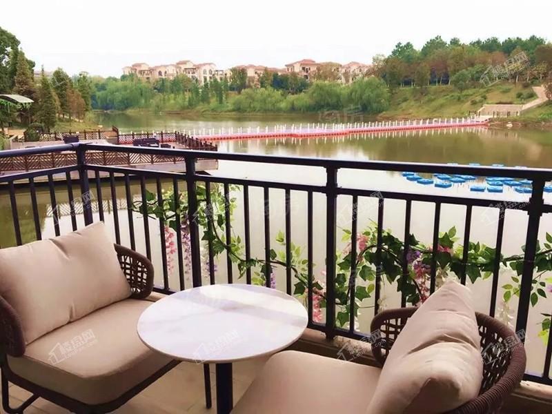 江西奥园冠军城样板间