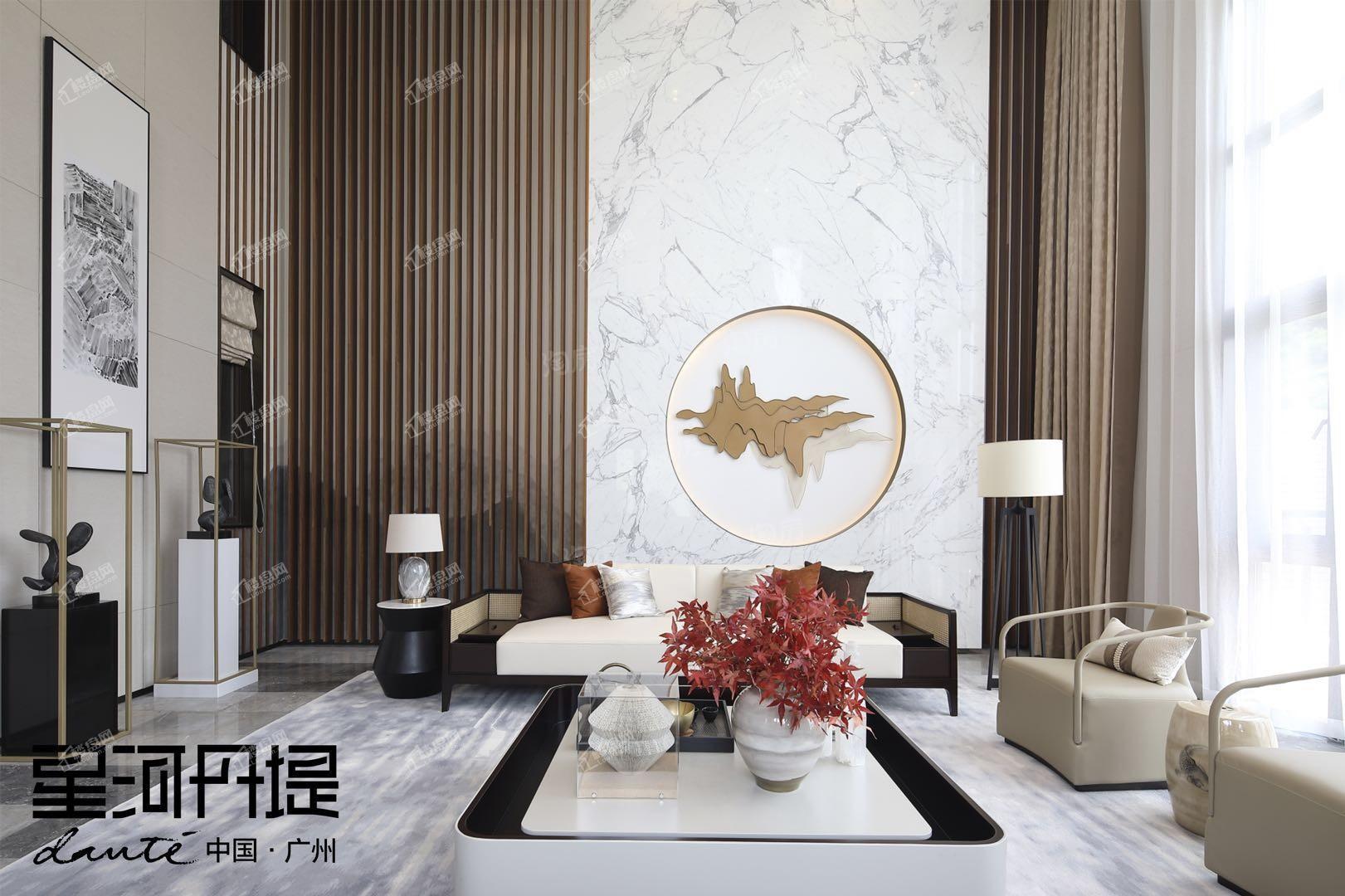 星河丹堤样板间