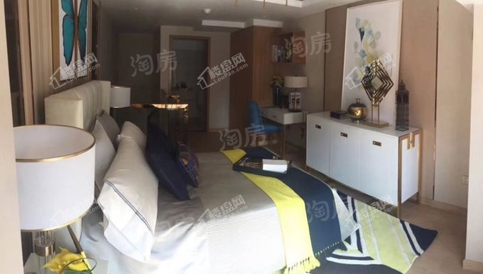 升伟一里南滨样板间