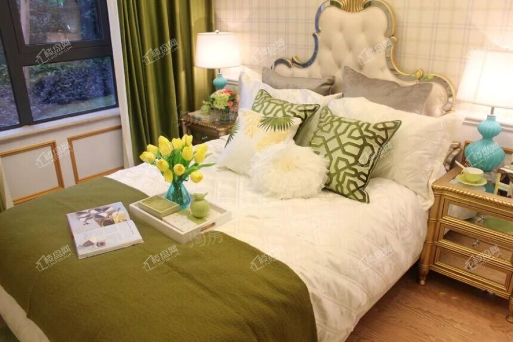 华美翡丽山样板间