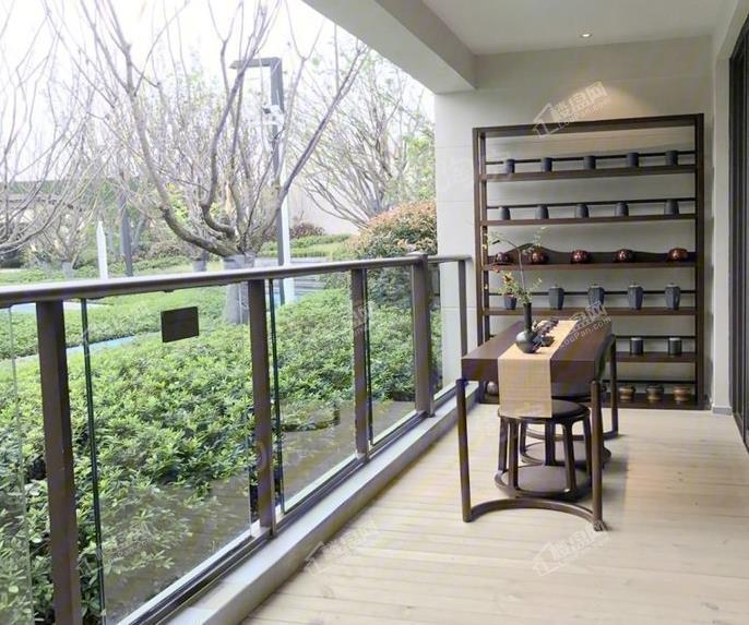 华远海蓝城样板间