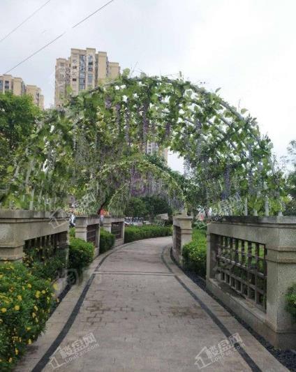 渝开发格莱美城实景图