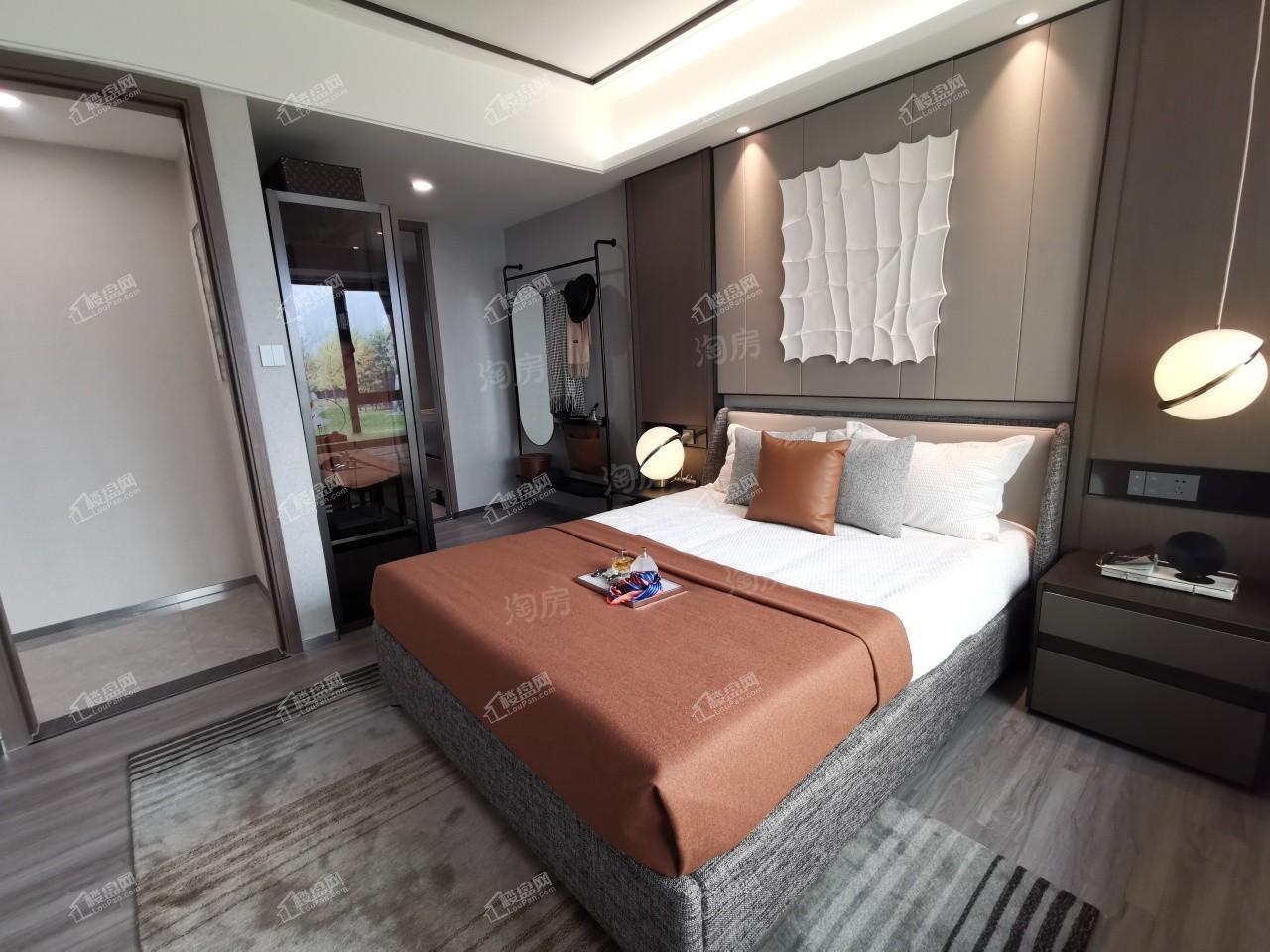 美的云悦江山样板间
