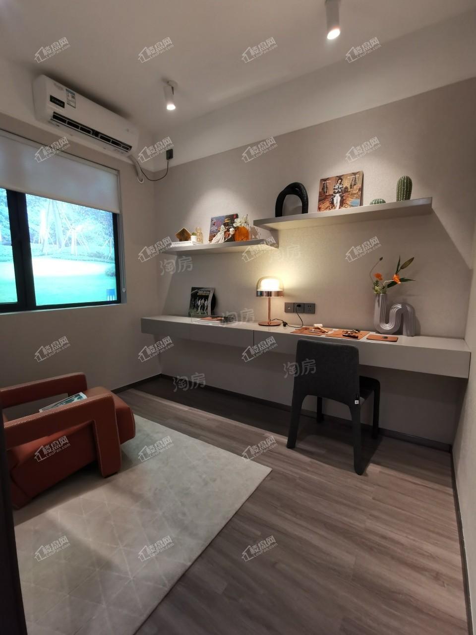 美的云悦江山样板间