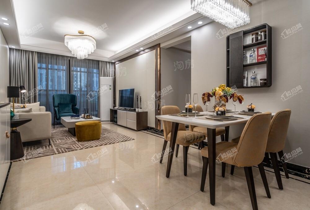 怡翠尊堤样板间