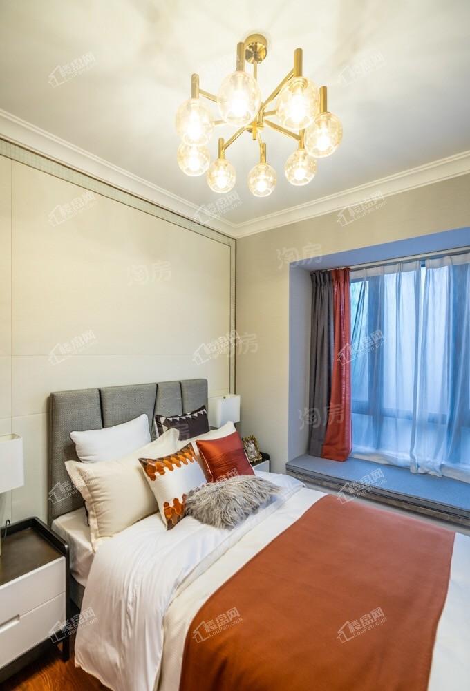 怡翠尊堤样板间